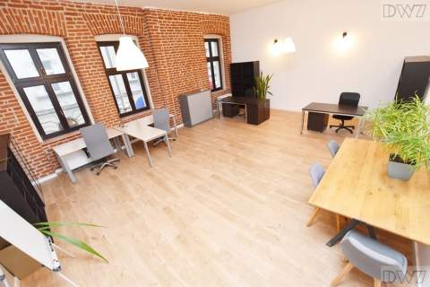 90 m2,2 pok,kuchnia,balkon,winda,ul.Bożego Ciała 9