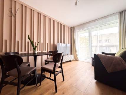 G. Narodowa Pets M Post Klima Balkon ENG