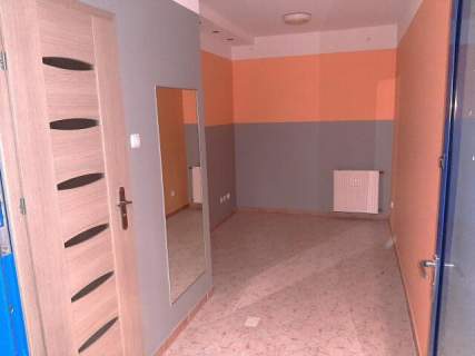 Lokal oddalony ok. 300 m od dworca PKP