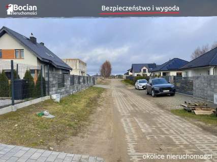 Uzbrojona działka blisko lasu - Chwaszczyno