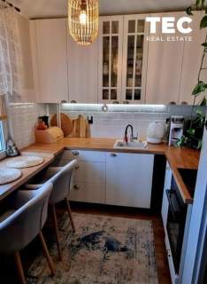 2 pokoje 40 m Loggia 9 piętro Widok l