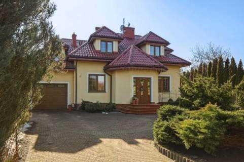 Dom z dużym ogrodem 186 m2 działka 1405 m2 G