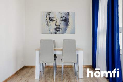 Nowy komfortowy apartament w sercu Piastowa