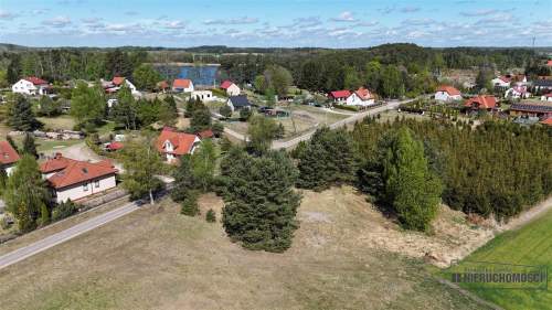 Działka nad Jeziorem Sarcze