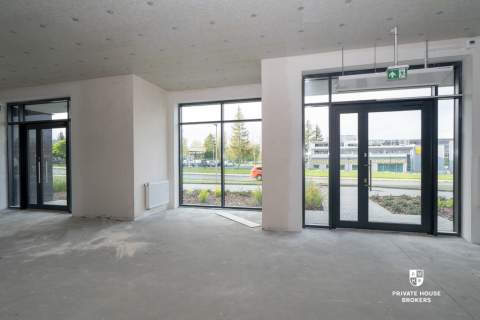 Lokal usługowy Walerego Sławka 178 mkw