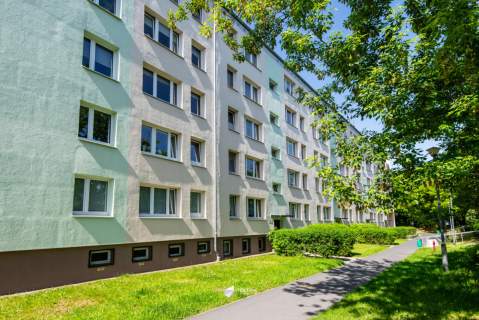3 pokoje z balkonem i piwnicą