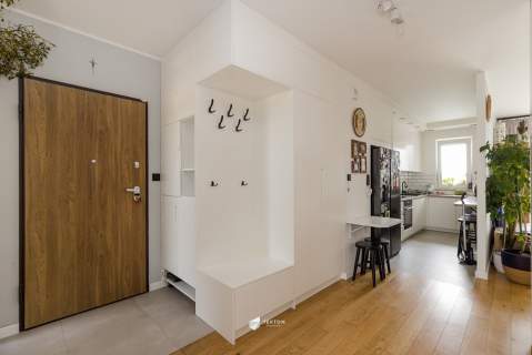 3 pokoje dwustronne duży balkon garaż