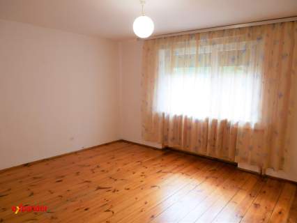 Willa pod Wrześnią na dużej działce 3130m2