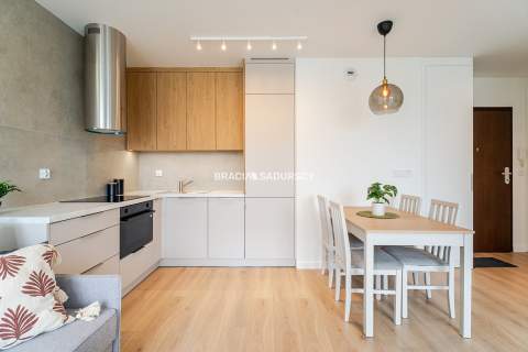 Pierwszy najem Balkon Miejsce postojowe
