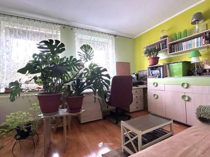 Środkowy segment z ogrodem i tarasem, bezczynszowy