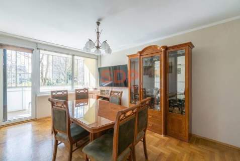 3 POKOJE NOWY DWÓR BALKON PARTER