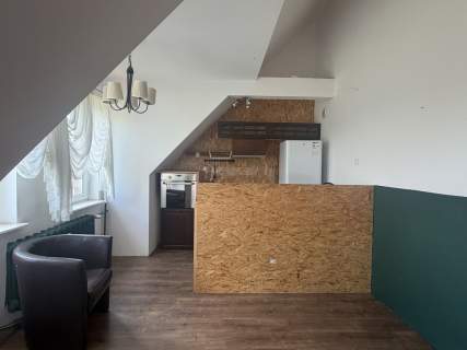 Dwa poziomy Widok na rzekę i las Balkon