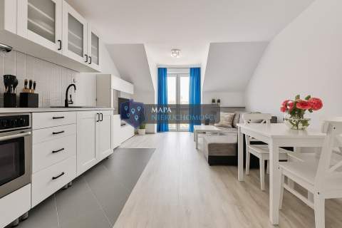 75m w Centrum , dwa balkony 