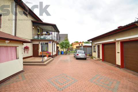 Rodzinny dom z ogrodem i garażami w Międzyborowie - Prowizja...