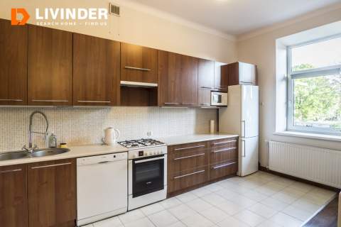 3 pok, przestrzenne z balkonem, piwnicą i strychem