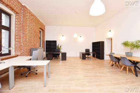 90 m2,2 pok,kuchnia,balkon,winda,ul.Bożego Ciała 9