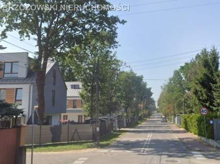 Legionowo, 1390 m2, PnB, 6 jednostek