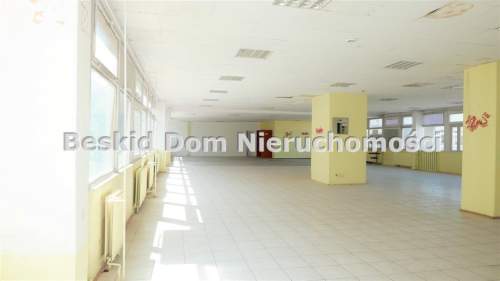 Nieruchomość komercyjna do wynajęcia, 385,82 m2, Bielsko-Biała