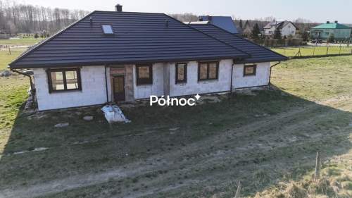 Dom w stanie surowym zamkniętym Zarzecze