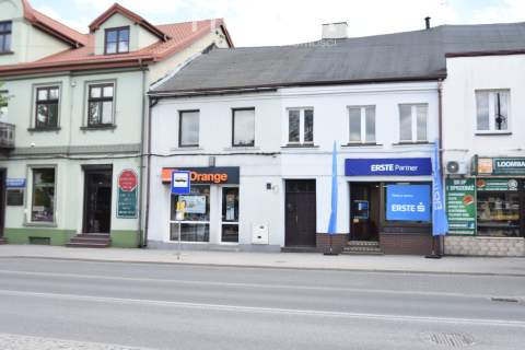 Kamienica z potencjałem w centrum Łasku.