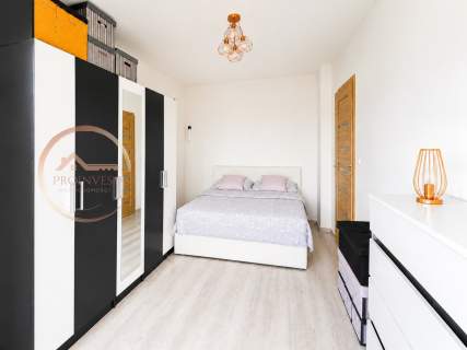 OSIEDLE FILMOWE, 42 m , BALKON, WINDA