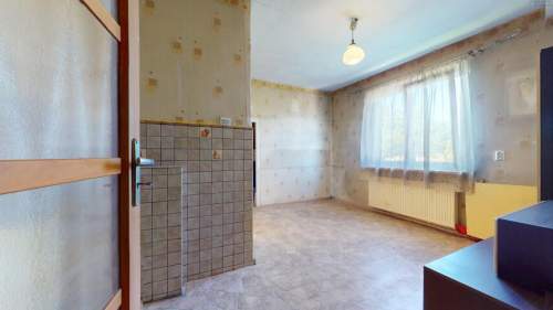 Wolnostojący 135m2 do remontu działka 1269m2 Brzezinka