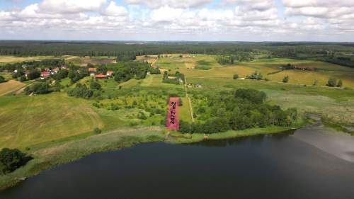 Działka z linią brzegową nad jeziorem Dadaj