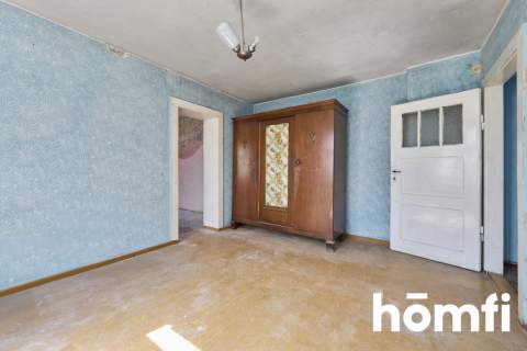 Klecina Parter 104m w starej willi 50% ogrodu