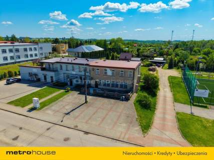 Budynek usługowo-mieszkalny 300m2 - Kowale Oleckie