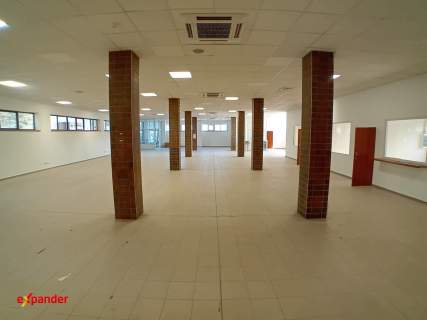 Lokal usługowy do wynajęcia, 540m2, Rzeszów ul. Przemysłowa