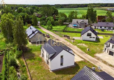 Bliźniak gotowy do zamieszkania - Białuń