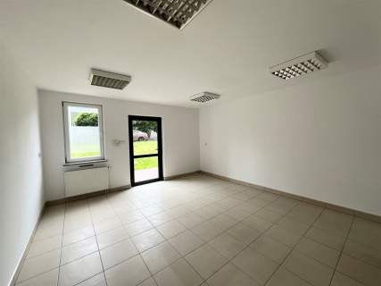 Lokal użytkowy 55 m2/ 2 sale/ Ustronie/ przy targu