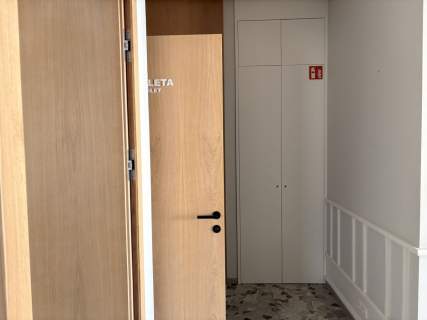 Lokal medyczny po klinice dentystycznnej