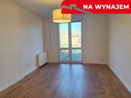 3 pokoje 65 m Po remoncie Blisko centrum
