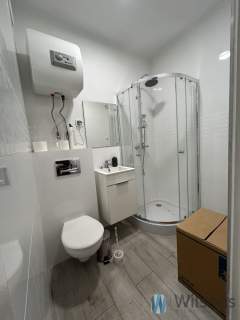 Lokal 200m2 Wejście z ulicy Metro Bródno