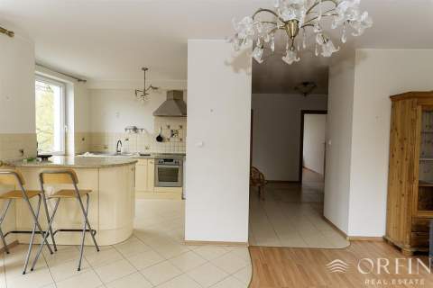Przestronny apartament 4-pokojowy blisko morza   G
