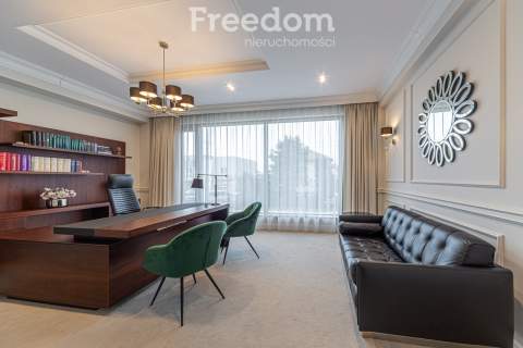 103 m powierzchni PREMIUM w centrum Łomianek