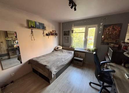 3 pok, 64 m2, os. Dyzwizjonu 303,