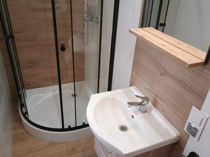 Wynajmę nowoczesną kawalerkę w centrum, Matejki 4