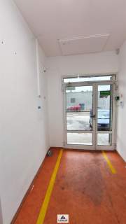 Lokal magazynowy produkcyjny biuro 152 m2