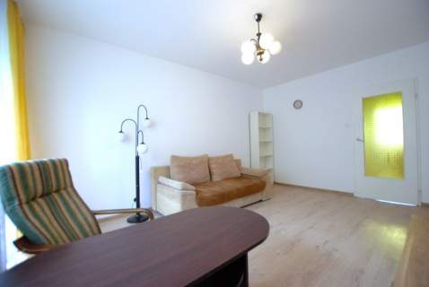 2 pokoje, balkon, parter, Uroczysko, parking