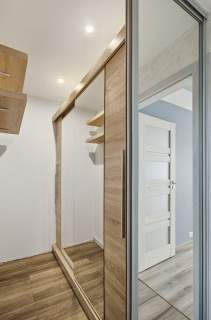    Dwa ustawne pokoje   Balkon   Po remoncie   