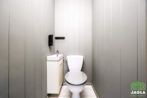 150 m2 Dom z Ogrodem Zimowym i 70 m2 Budynek Gosp.