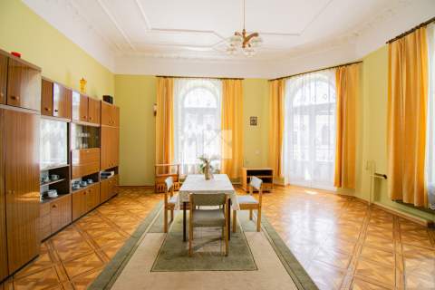 PRESTIŻOWE MIESZKANIE W ZABYTKOWEJ KAMIENICY