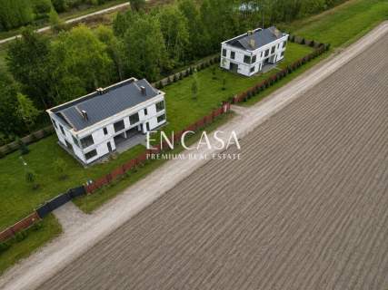 Nowoczesny bliźniak 157 m na działce 500 m 