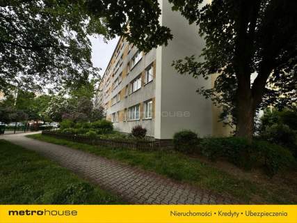 3 pokoje 55 m Okrzei 8 390 tys. zł