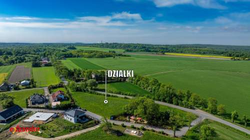 Działka wśród terenów zielonych z ładnymi widokami