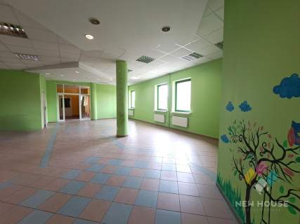 Lokal użytkowy przy Starówce, I piętro, winda