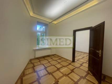 Przedwojenna kamienica,dostęp24h,recepcja,cicho