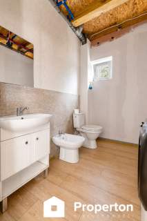 Siedlisko w remoncie 8192 m2 ziemi Jasiorówka